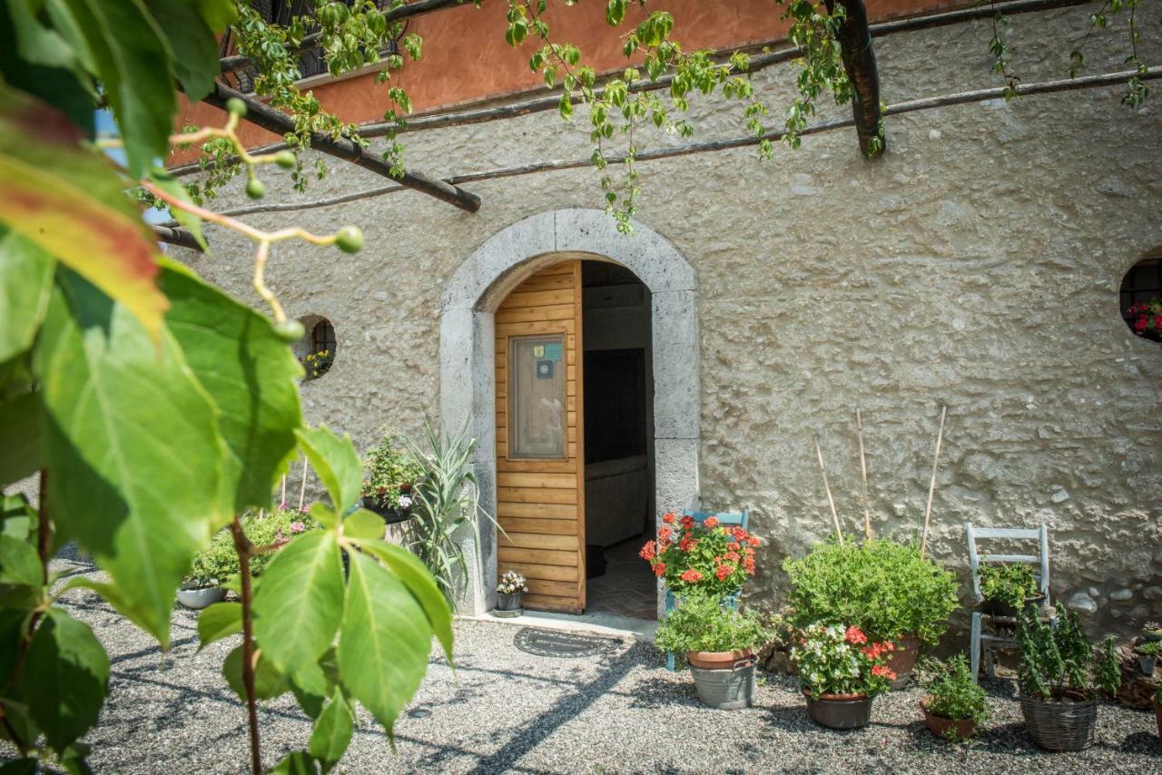 B&B Rifugio Tra Gli Ulivi Кампанья Экстерьер фото